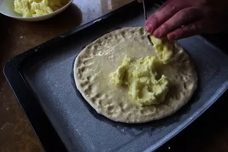 Пицца с картофельным пюре: шаг 6