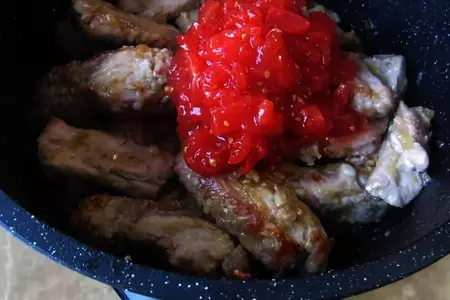 Свиные ребра в бомбезном соусе: шаг 5