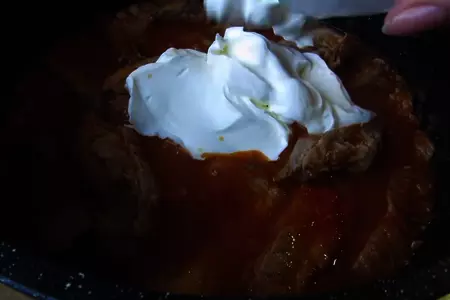 Свиные ребра в бомбезном соусе: шаг 6
