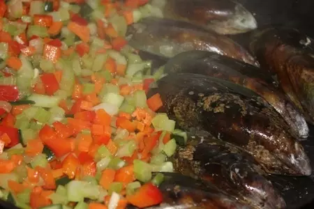 Острый жареный рис с морепродуктами: шаг 9