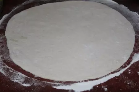 Пицца с креветками и сладким перцем: шаг 3