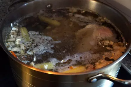 Суп с чечевицей и копченостями: шаг 1