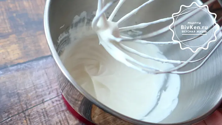 Медовый торт без раскатки коржей: шаг 6