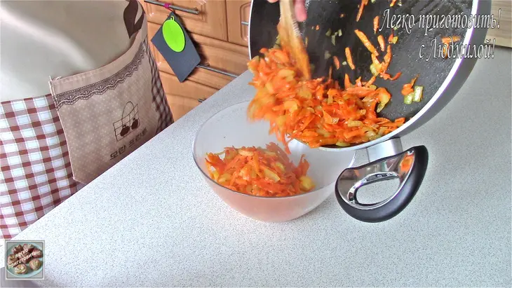 Заливной пирог с картофелем и мясом: шаг 1