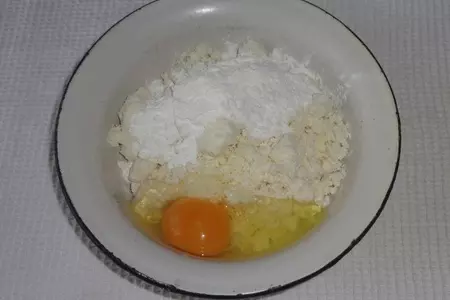Творожные кексы с клюквой: шаг 5