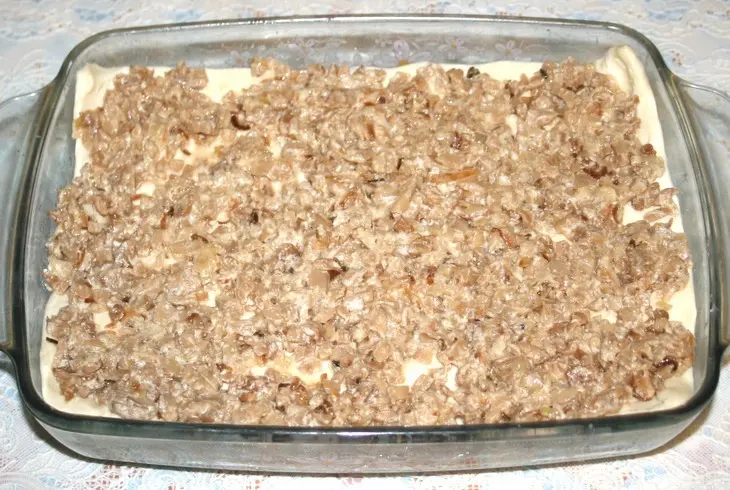 Лазанья из слоеного теста с курицей и грибами: шаг 8