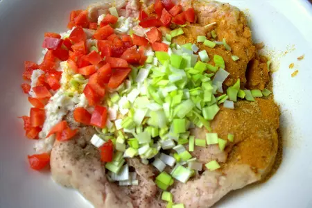 Салат "пекинка" с мясными батончиками: шаг 2
