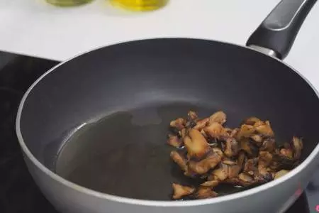 Овощной гарнир с грибами: шаг 3