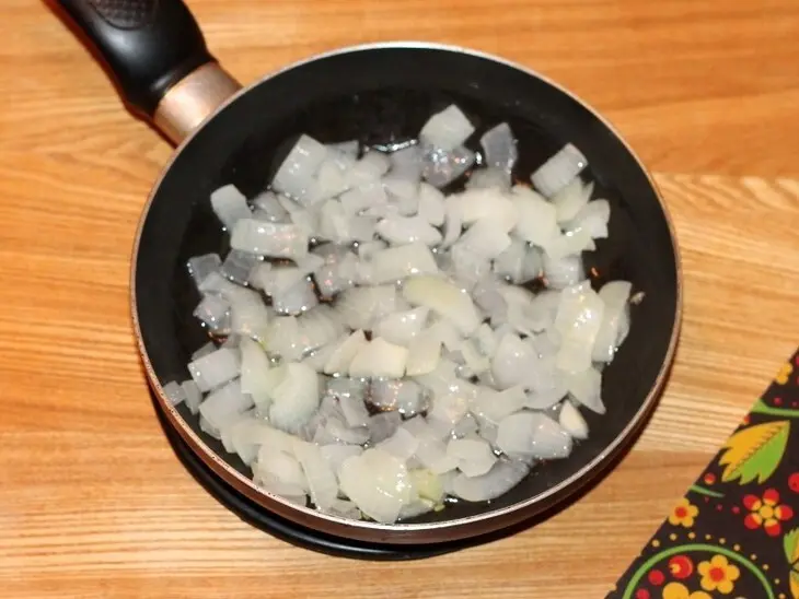 Блины с мясным припеком и икорным соусом #масленица: шаг 1