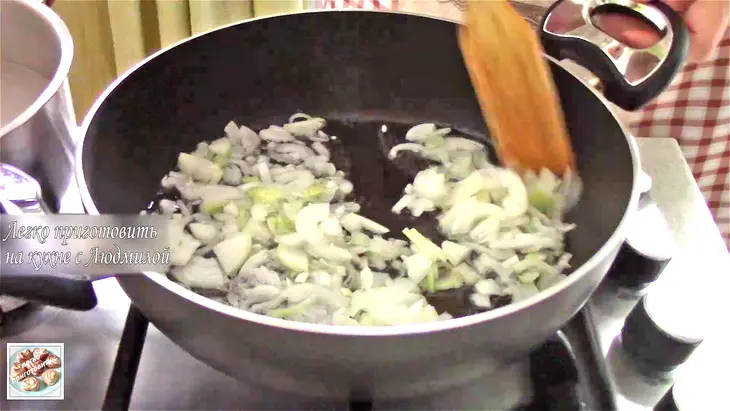 Кальмары с грибами: шаг 5