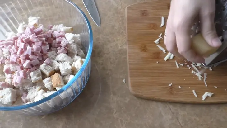 Вчерашний хлеб со вкусом пиццы: шаг 2