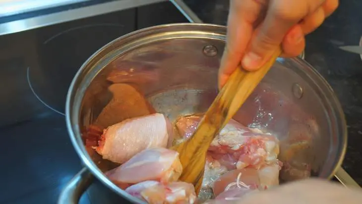 Сырный суп с курицей и болгарским перцем: шаг 3