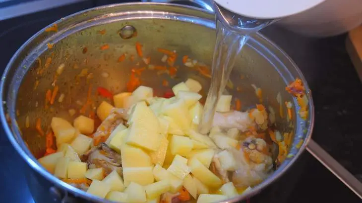 Сырный суп с курицей и болгарским перцем: шаг 9