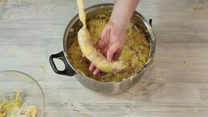 Картофельные колбаски с мясом: шаг 4