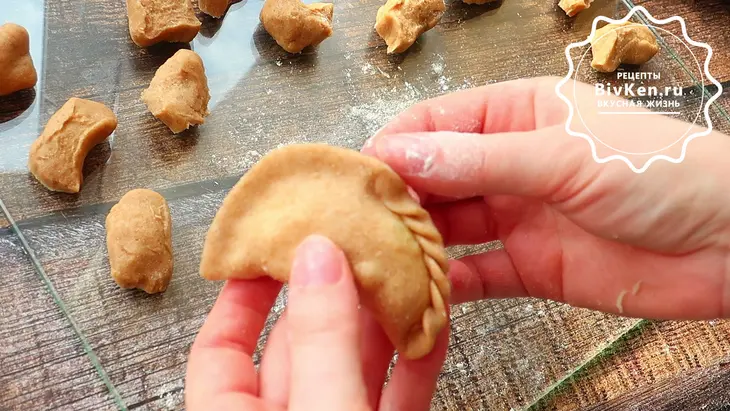 Заварные вареники с запеченной картошкой: шаг 4