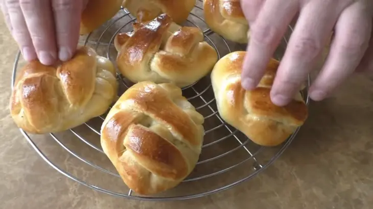 Булочки с курицей и сыром: шаг 7