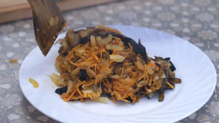 Закуска из баклажанов с морковью по-корейски: шаг 9