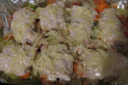 Лосось в горчично-майонезном соусе запечёный с овощами: шаг 6