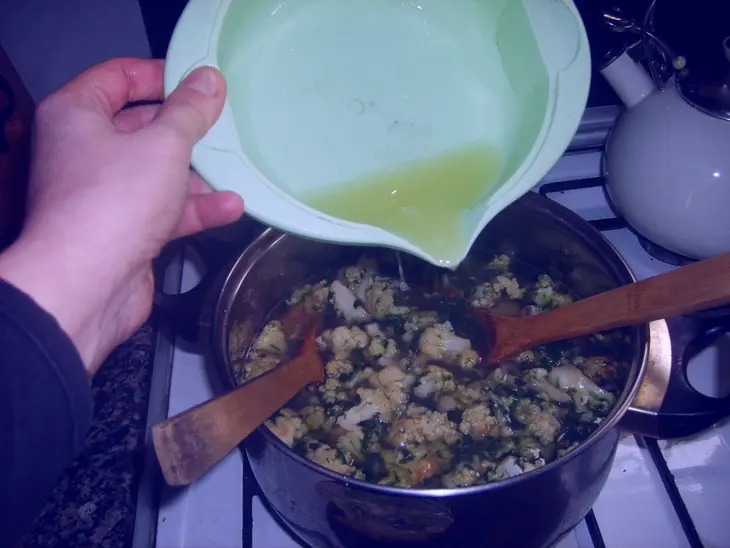 Яхния из цветной капусты.: шаг 3