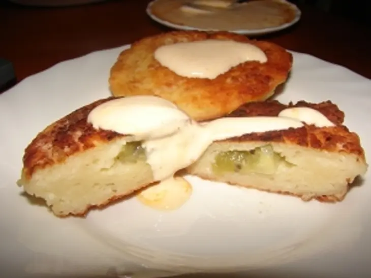 Сырники с начинкой: шаг 7