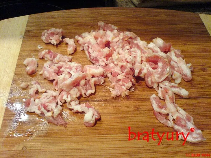 Картофель с беконом, жареный на трёх жирах: шаг 1