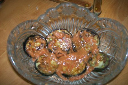 Салат из баклажан в томатном соусе: шаг 6