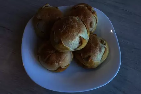 Воздушные булочки с карамельной корочкой: шаг 8