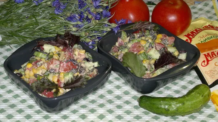 Овощной салат с кукурузой #махеевънаприроде: шаг 8