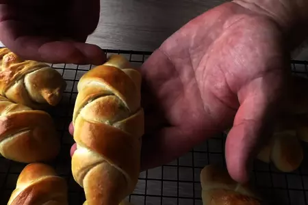 Булочки с сыром / cheese buns: шаг 8