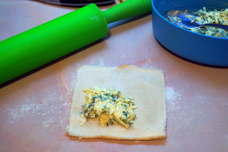 Ленивые пирожки с сыром и зеленью (быстрые) #махеевънаприроде: шаг 4