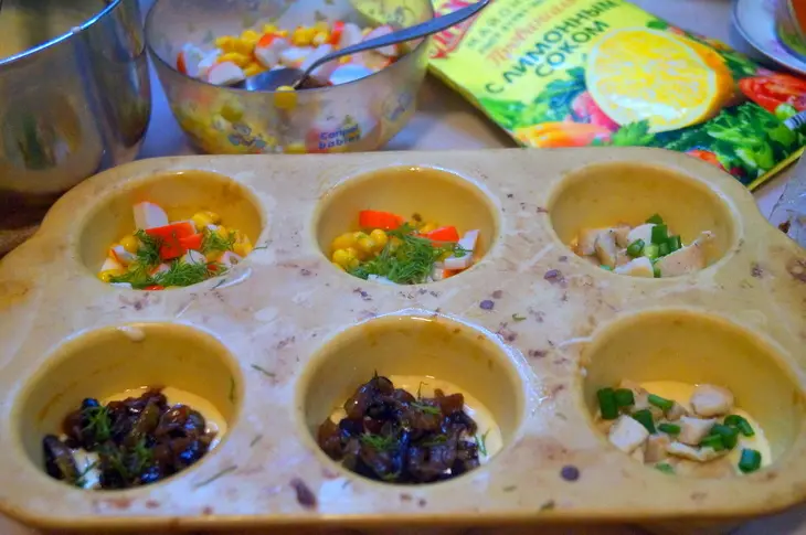 Ассорти наливных пирожков. три начинки на любой вкус!  #махеевънаприроде: шаг 6