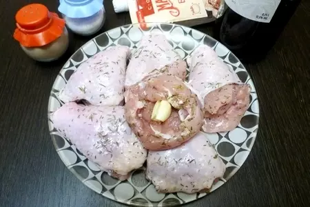 Куриные ножки запеченные с чесноком в соусе барбекю: шаг 2