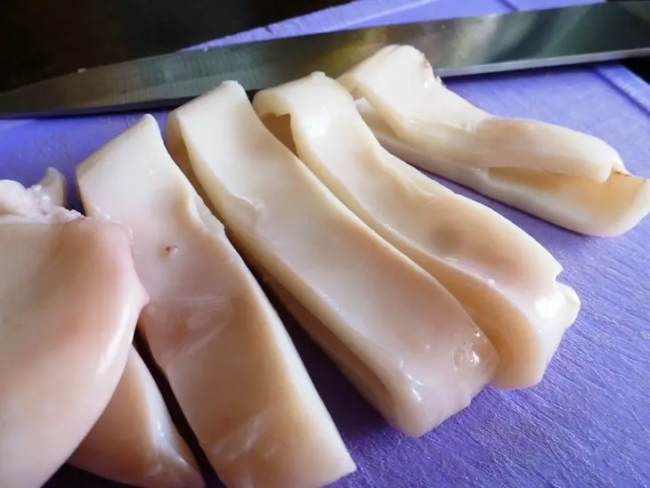 Мини-шашлычки из кальмаров с чесноком и лаймом #махеевънаприроде: шаг 3