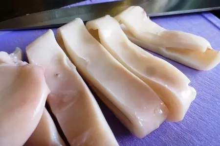 Мини-шашлычки из кальмаров с чесноком и лаймом #махеевънаприроде: шаг 3