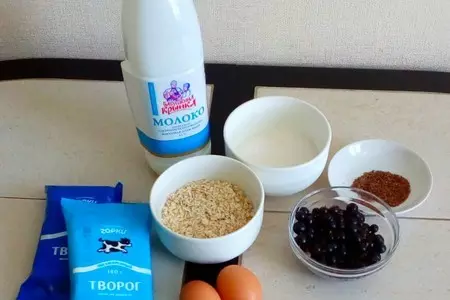 Диетическая творожная запеканка с овсяными хлопьями: шаг 1
