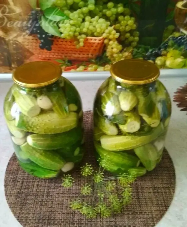 Хрустящие маринованные огурцы на зиму: шаг 7