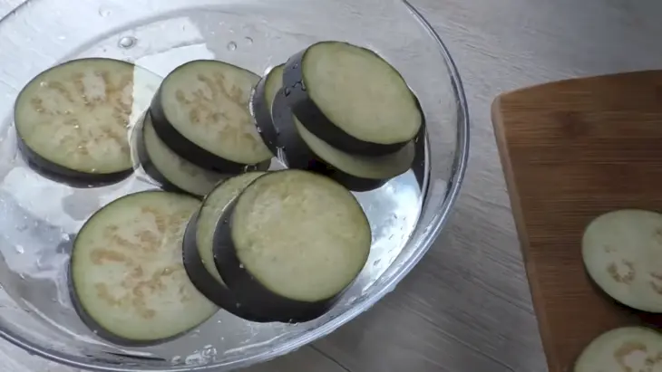 Закуска баклажаны с фаршем / eggplant with meat: шаг 2