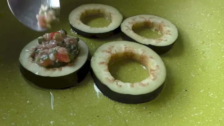 Закуска баклажаны с фаршем / eggplant with meat: шаг 5