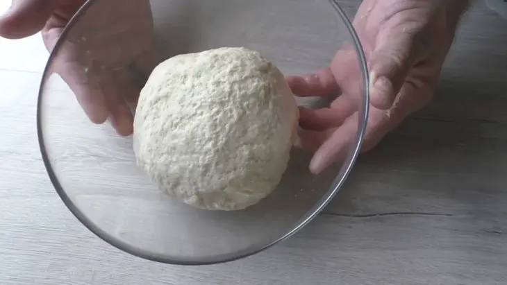 Сырные булочки, мягкие и с хрустящей корочкой: шаг 2