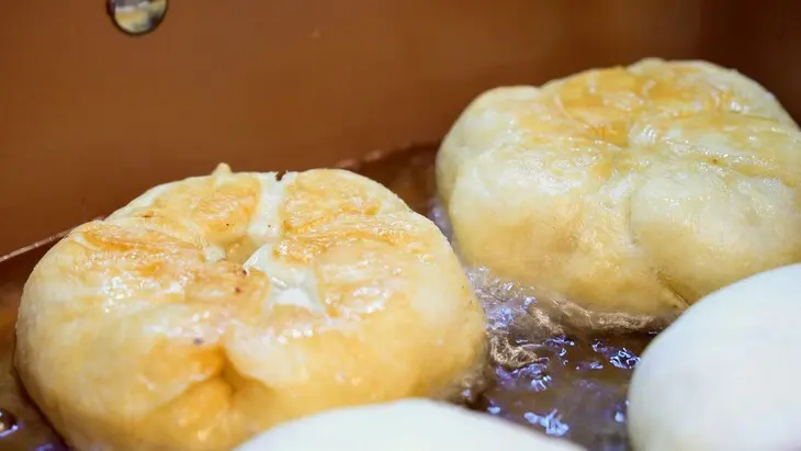 Домашние беляши с сочной начинкой из мяса: шаг 8