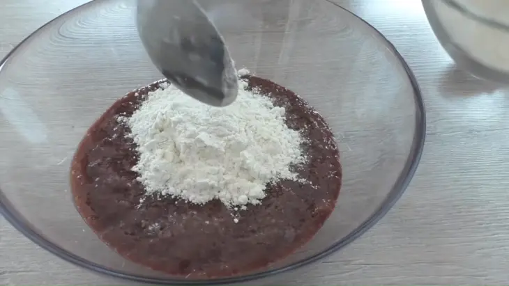 Закуска "печёночные ромашки": шаг 3