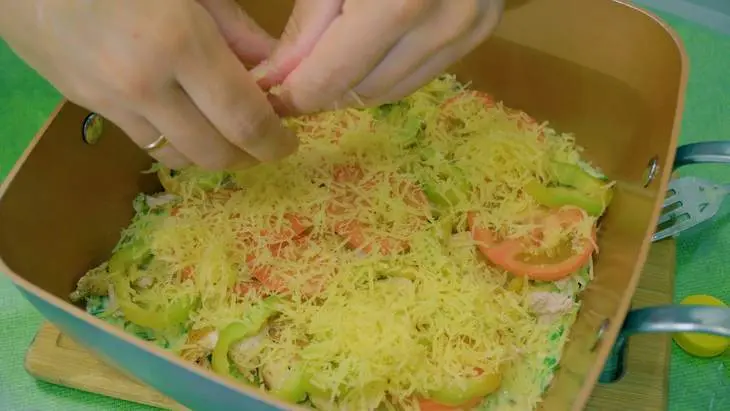 Пицца из кабачков с курицей: шаг 9
