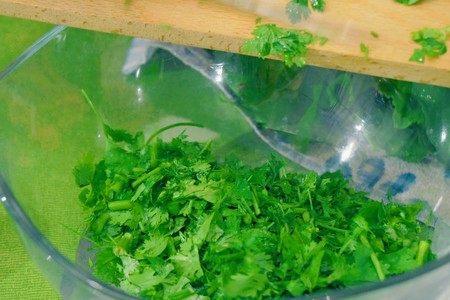 Заготовка и замораживание зелени с овощами на зиму: шаг 1