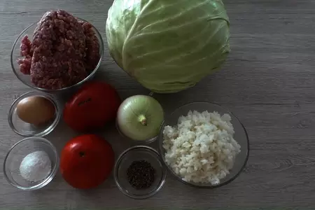 Капустный рулет с фаршем / простой рецепт: шаг 1