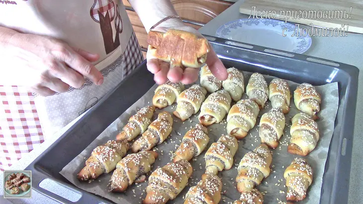 Постные (вегетарианские) рогалики с маком и яблоками: шаг 12