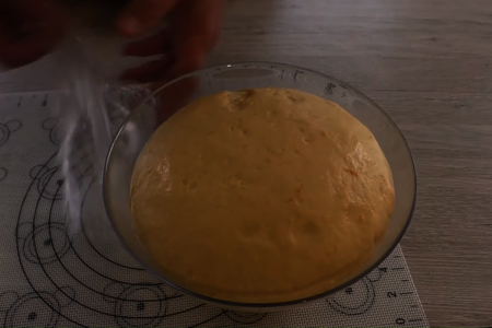 Абрикосовое тесто для булочек: шаг 3