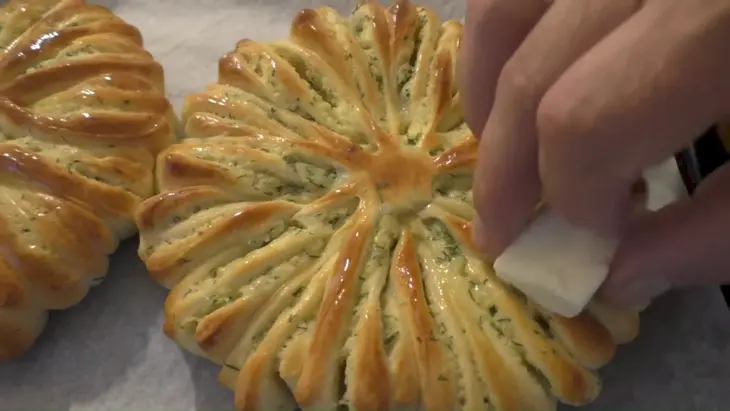 Красивая лепешка с картошкой: шаг 7