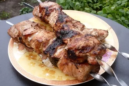 Шашлык с мёдом и кориандром, маринованный в белом квасе: шаг 6