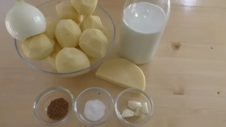Картошка с кефиром в духовке: шаг 1