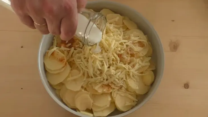 Картошка с кефиром в духовке: шаг 4